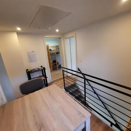 Haus Chiara 펜션 *